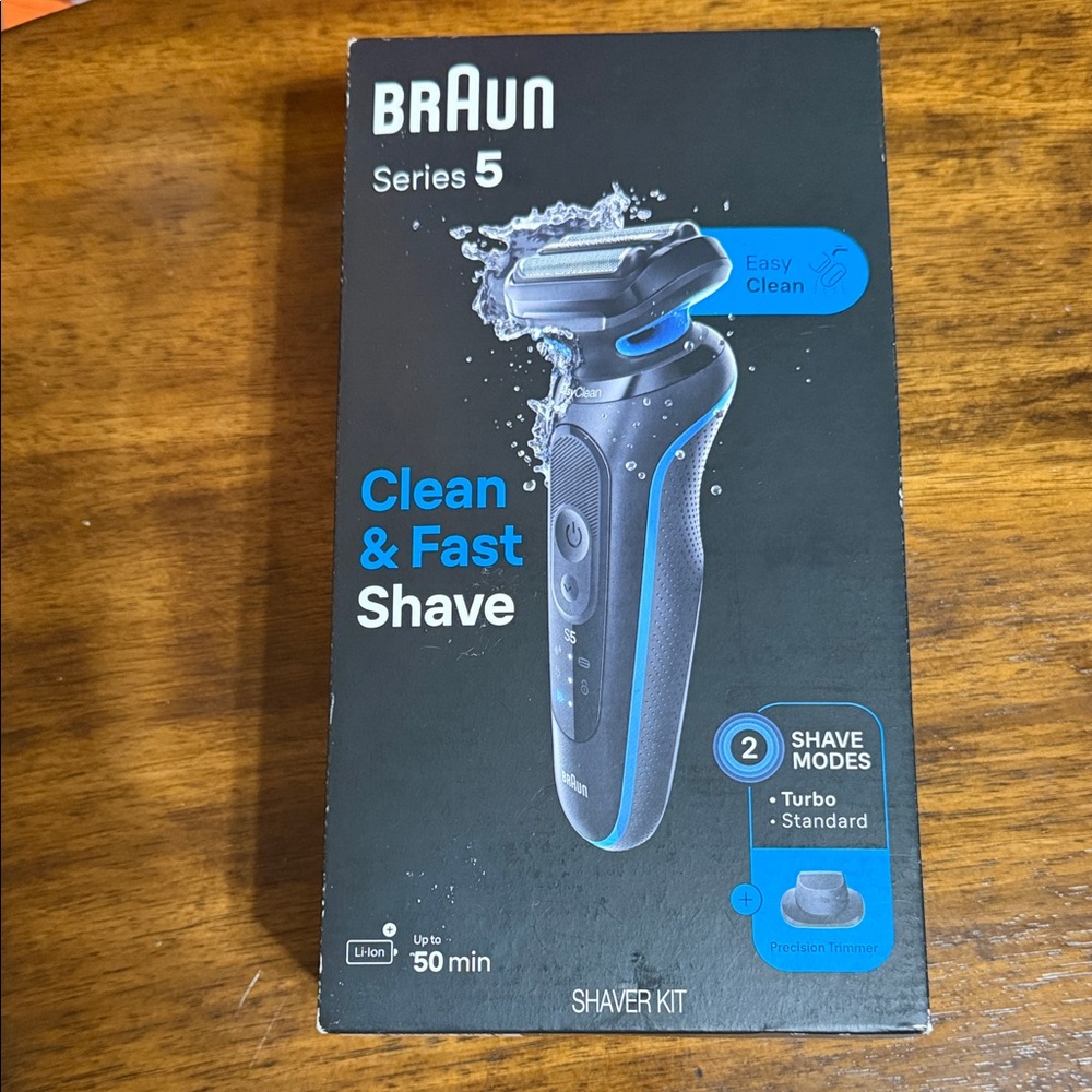 Braun Series 5 Electric Shaver - Black and Blue
